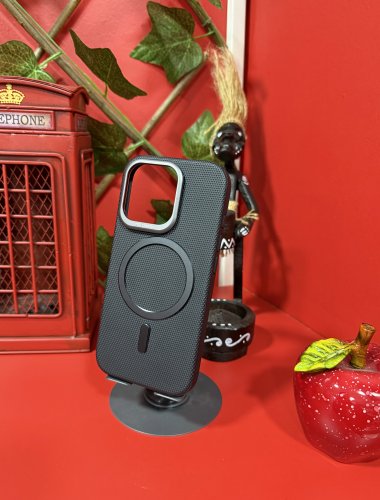 IPHONE FİBER MEGSAFE’li  Ultra Kalite Kılıf